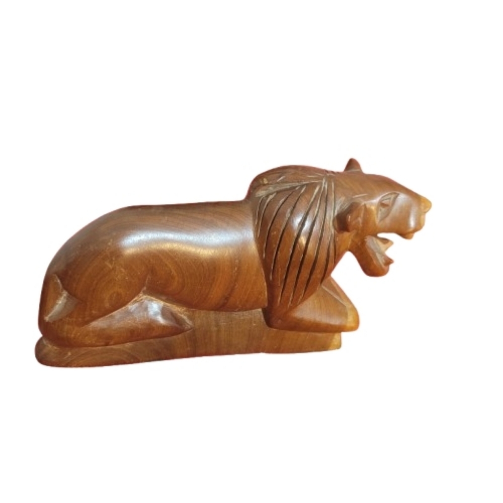 Majestic Hand-Carved Wooden Lion Sculpture | Vintage Animal Home Decor